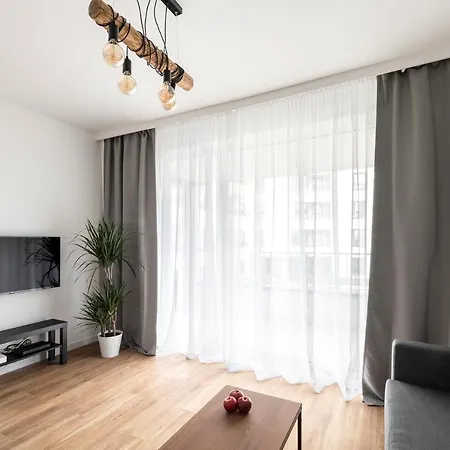 - Aparts Wlochy Warszawa