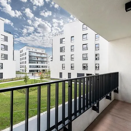 - Aparts Wlochy * Varsavia